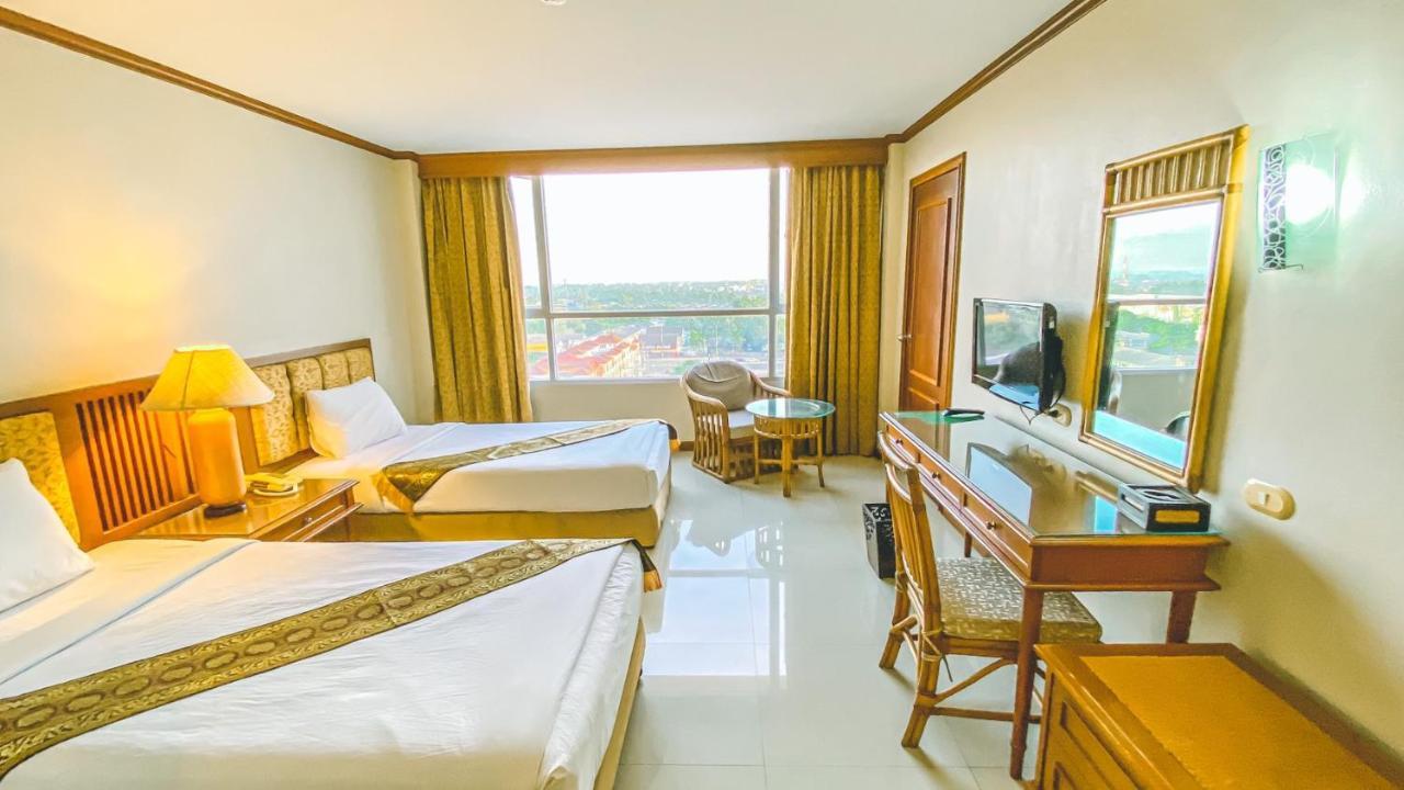 K Park Grand Hotel Sha Plus Certified Surat Thani Buitenkant foto