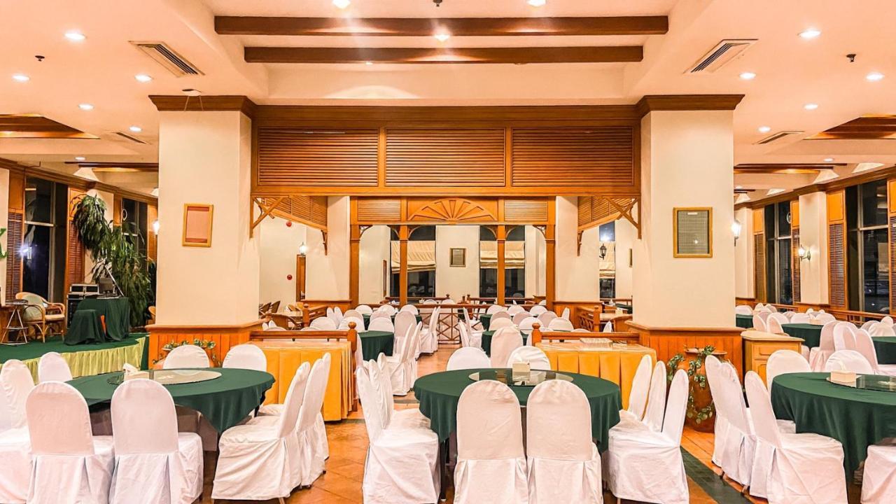 K Park Grand Hotel Sha Plus Certified Surat Thani Buitenkant foto
