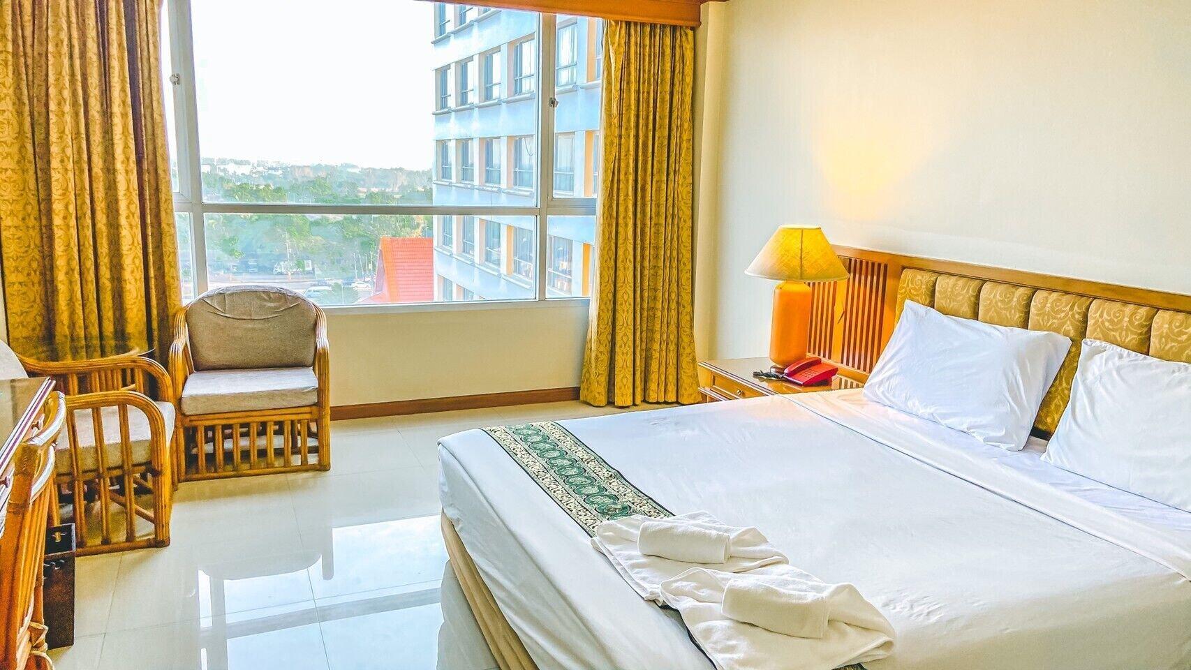 K Park Grand Hotel Sha Plus Certified Surat Thani Buitenkant foto