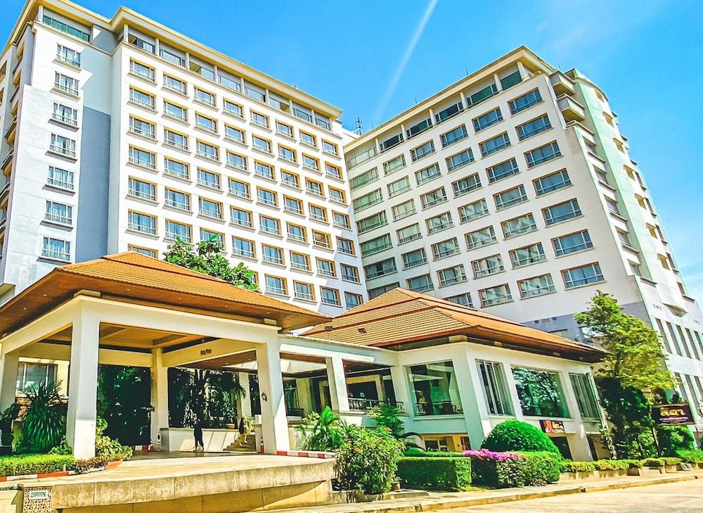 K Park Grand Hotel Sha Plus Certified Surat Thani Buitenkant foto