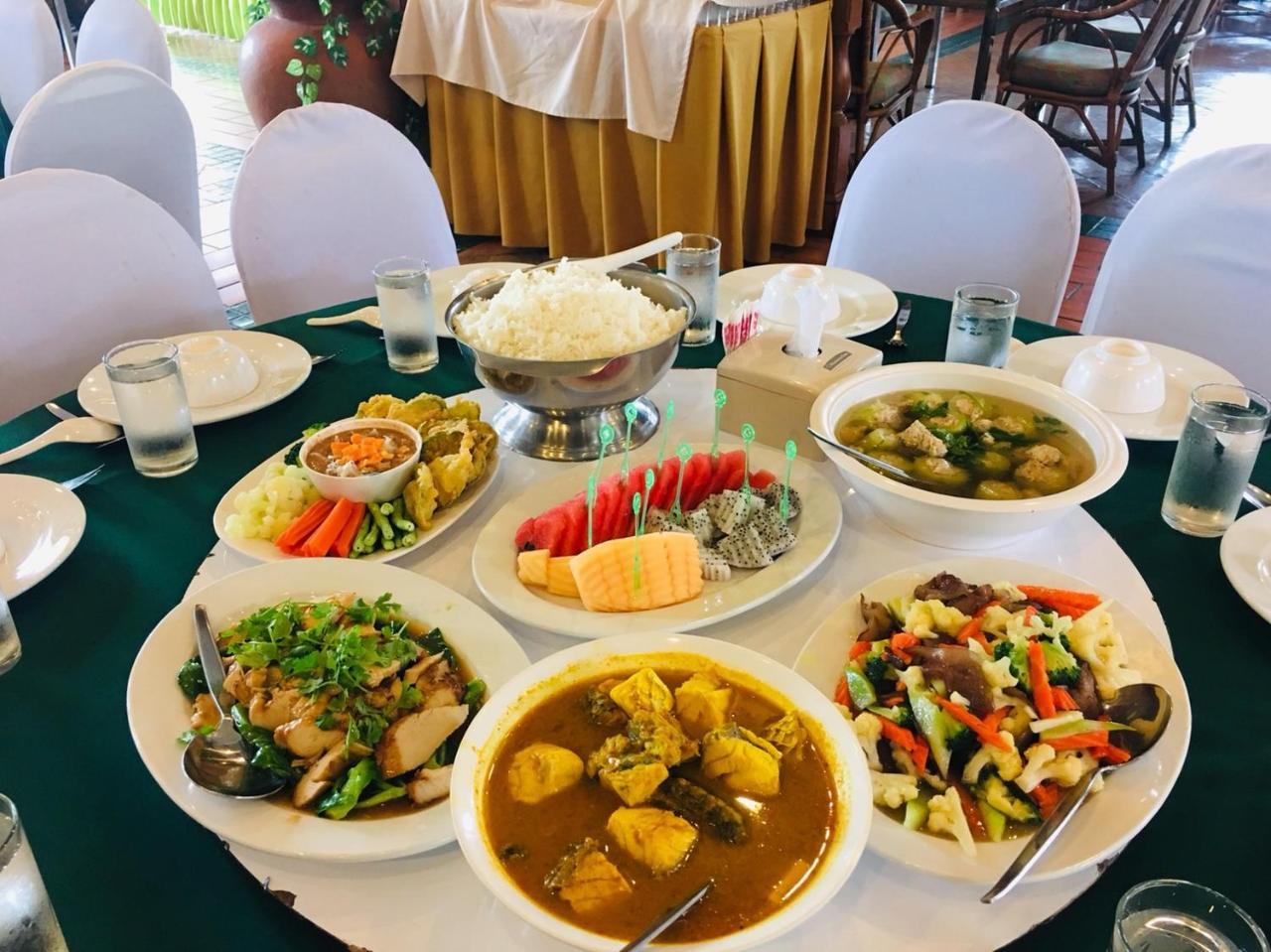 K Park Grand Hotel Sha Plus Certified Surat Thani Buitenkant foto